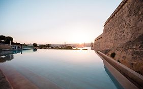 Phoenicia Hotel